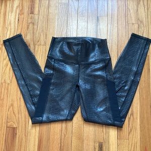 Fabletics Powerhold Leggings